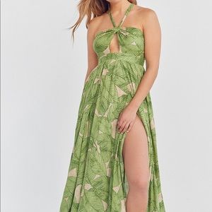 Kimchi & Blue Deveraux Cutout Twist Maxi Dress